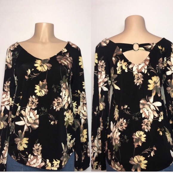 Cupio Black Floral Long Sleeve V Neck - Picture 6 of 8